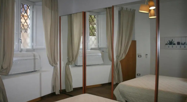 Sforza Apartment, Забронировать Апартаменты/квартира Отели Рима с парковкой, рядом с Станция метро Manzoni, Парковка