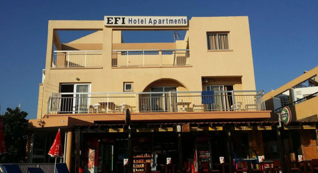 Efi Hotel Apartments, Забронировать Апартаменты/квартира Отели Айия-Напа с бассейном, рядом с Набережная Айя-Напа, Бассейн