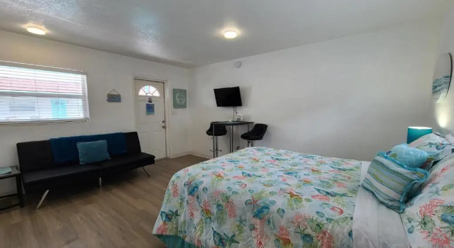 Sun Island Motel, Забронировать Мотель Мотели Сент-Пит-Бич, Мотель