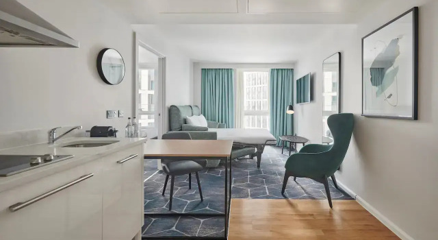 Люкс Hyatt House London Stratford - Aparthotel