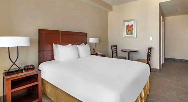 Двухместная студия с видом на город Hilton Vacation Club Ocean Beach Club