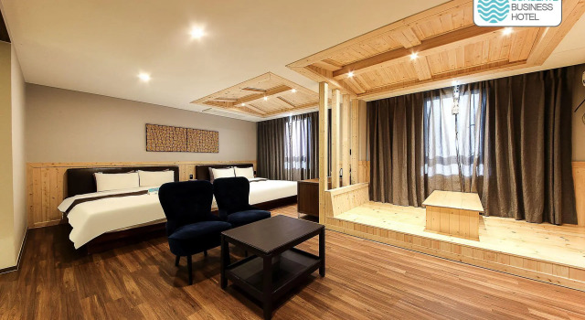 Семейный люкс Sorgente Business Hotel