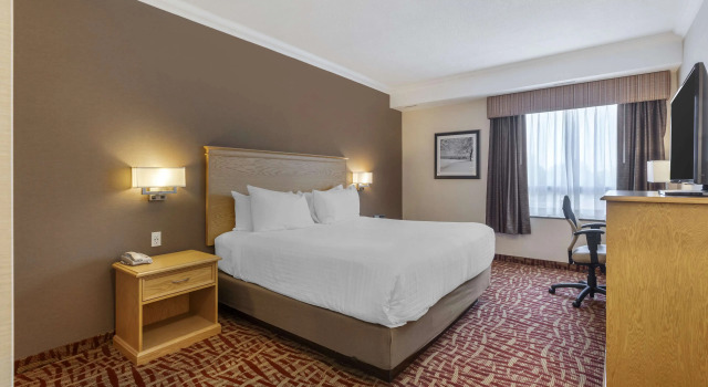 Четырёхместный люкс Best Western Plus Cobourg Inn & Convention Centre