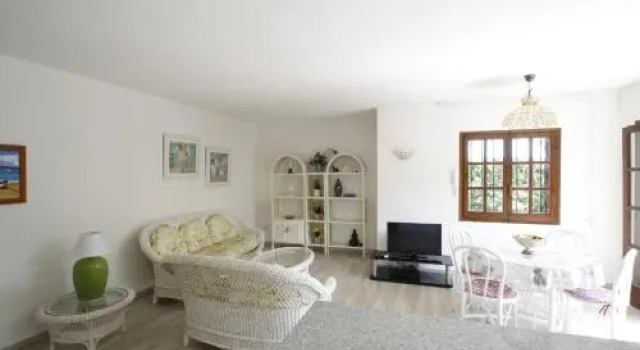 Casas Blancas 40, Забронировать Отель Отели El Baix Camp с бассейном, Бассейн