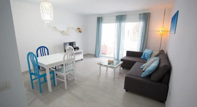 Apartamento SARA en el complejo Teguisol, Забронировать Апартаменты/квартира Отели Канарских островов с бассейном, Бассейн
