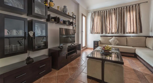 Appartement Sawssane, Rezerwuj Apartament Hotele w Tanger-Tetouan z parkingiem, Parking