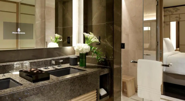 Двухместный номер Deluxe Four Seasons Hotel Kyoto