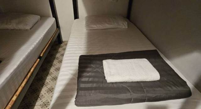 Кровать в общем номере (женский номер) Gravity Hostel