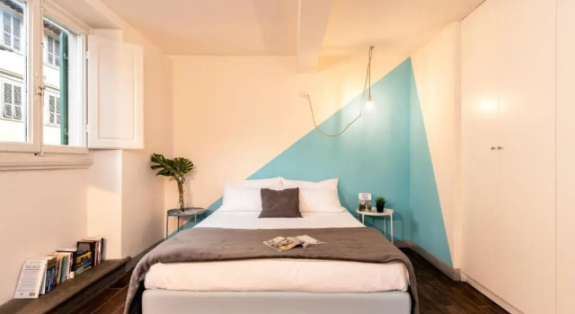 Апартаменты Historic Center apartment - Next to the river, all attractions, SMN train station