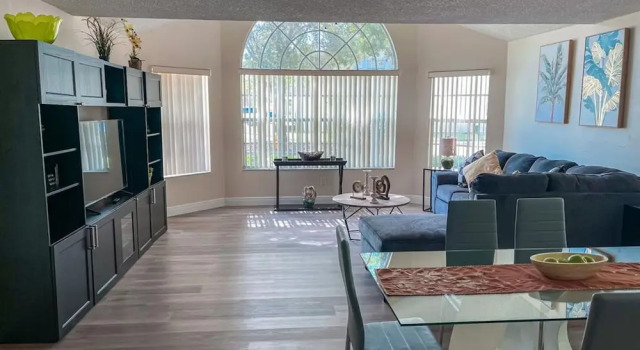 Luxury Condo Apartment Near Disney Universal 12, Rezerwuj Apartament Kissimmee Kissimmee