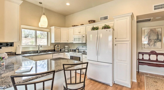 Коттедж Lovely Tucson Home w/ Private Pool & Hot Tub!