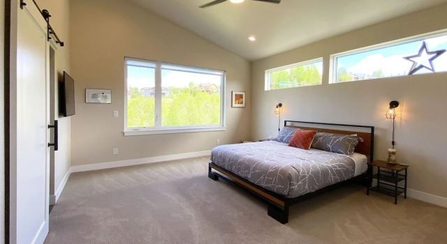 Номер Standard Fox Creek 2 4 Bedroom Townhouse by RedAwning