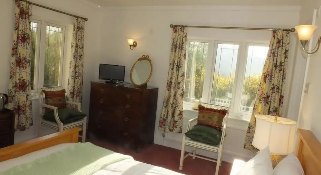 Rye Hill B&B, Забронировать Отель «постель и завтрак» Отели в центре Уорминстер с завтраком, отели в центре Уорминстер с завтраком