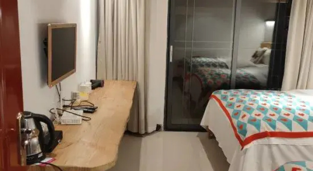 Номер Standard Beichuan Shiyi Huaguo Hotel