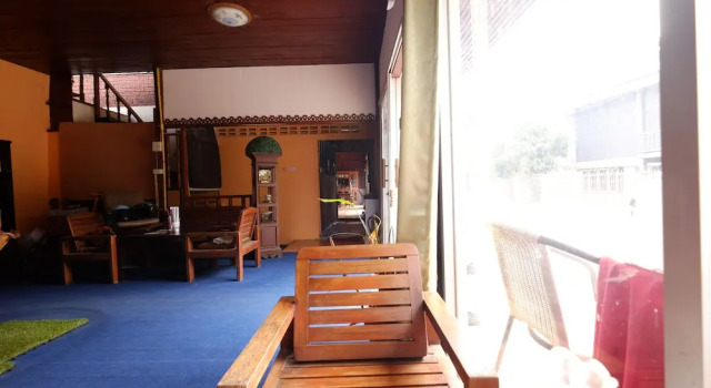 Riverside View Guesthouse