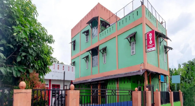 OYO 1874 Joh - Je Guest House, Rezerwuj Pensjonat Medan Sumatra