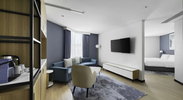 Полулюкс Park Inn by Radisson Al Khobar