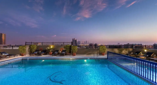 Savoy Crest Hotel Apartments