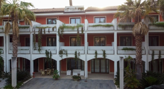 Prince Franklyn Hotel