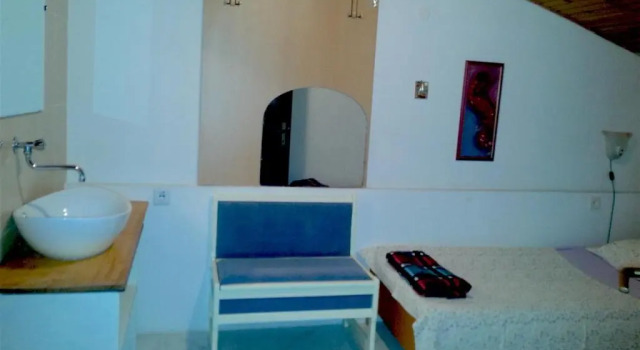 Spacious Holiday House Hana, Sleeps 12