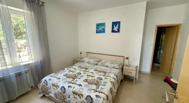 Guest House Donatela, Prenota Affittacamere Hotel a Isole Quarnerine con parcheggio, Parcheggio