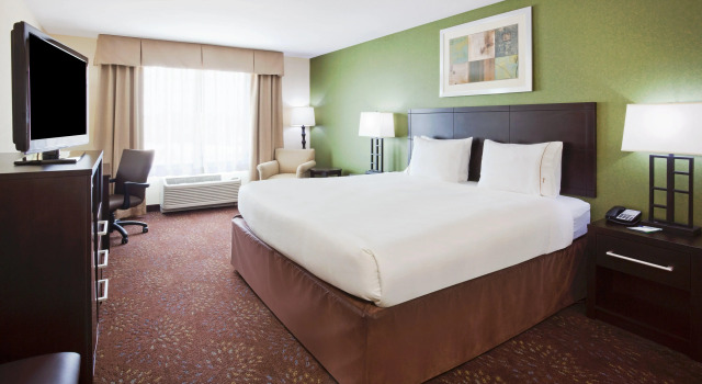 Holiday Inn Express & Suites Rochester – Mayo Clinic Area by IHG, Varaa Hotelli Hotellit Rochester aamiaisella, Aamiainen