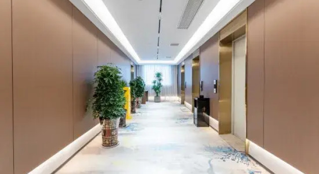 Zhongyi Holiday Hotel (Xiangyang Greenland Central Plaza), Prenota Hotel Hotel a Xiangyang con parcheggio, Parcheggio