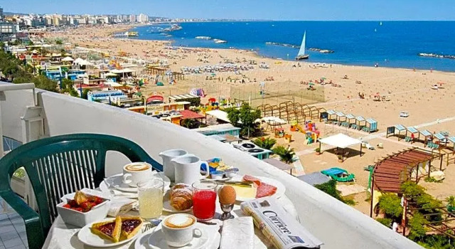 Трёхместный номер Standard с видом на море Park Hotel Cattolica & Restaurant