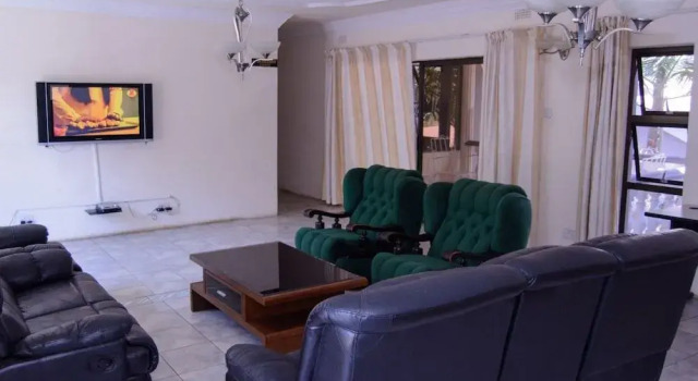The Palace Guest House, Réserver Maison d'hôtes Harare Zimbabwe