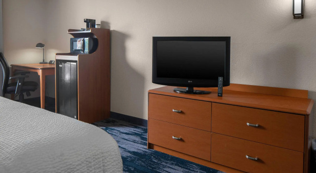 Двухместный номер Standard Fairfield Inn & Suites Jefferson City
