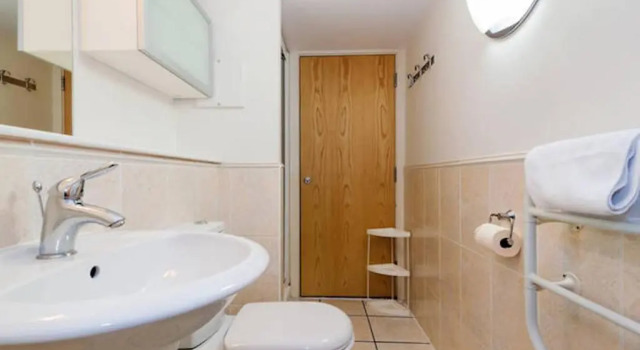 Central 2-Bed, 2-Bath Sanctuary near Holborn Station, Covent Garden & West End, Varaa Huoneisto Asunnot kohteessa Merseyside, Huoneisto
