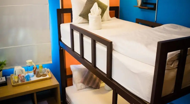 Tawan Bed Club