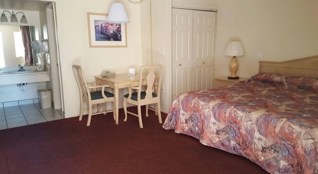 Sway Hotel Lake Havasu