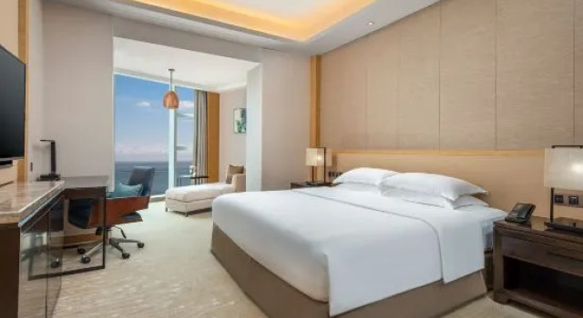 Двухместный номер Business с видом на море Furama Hotel Beihai