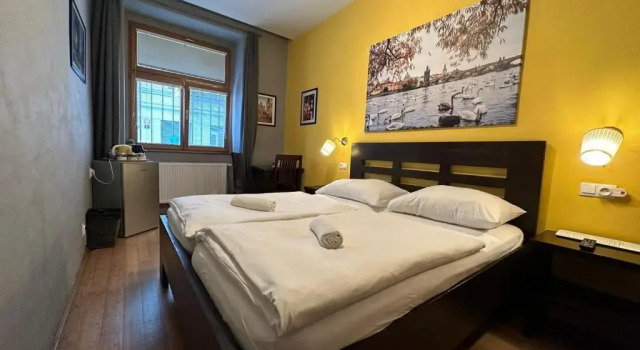 Standard Zimmer Central Studios