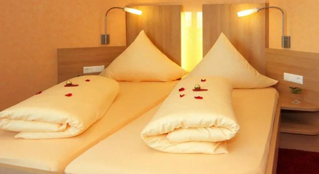 Двухместный номер Comfort с балконом и с видом на озеро Hotel Mohren
