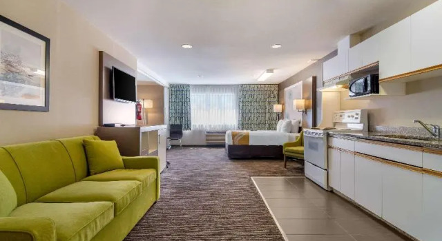 Номер Standard Quality Inn