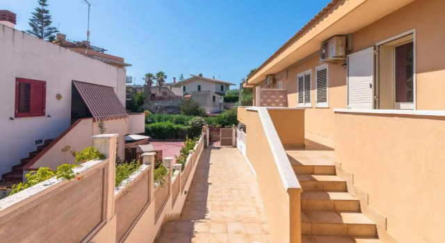 Maremonti Sea 4, Book Apartment Hotels in Sicily with Parking, Parking