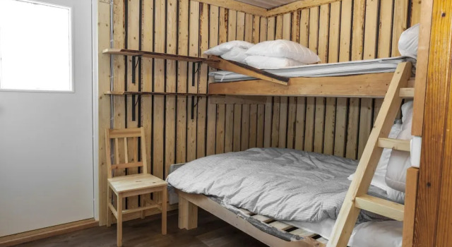 Peace and Privacy Travel - Aulanko Lake Hide-out, Book Hotel Aulanko Kalpalinna