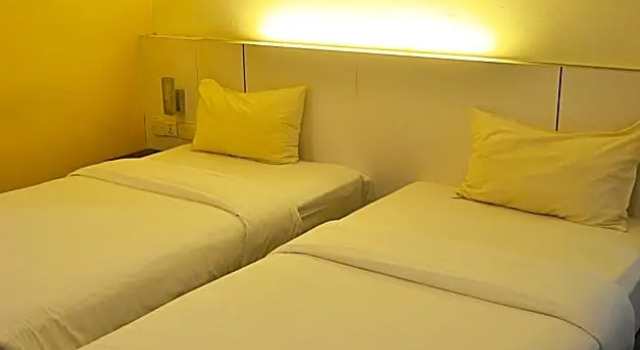 Номер Standard Swing & Pillows - Golden Roof Hotel Ampang, Ipoh