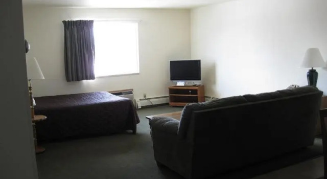 Baymont Inn & Suites ESCANABA, Book Hotel Escanaba Michigan