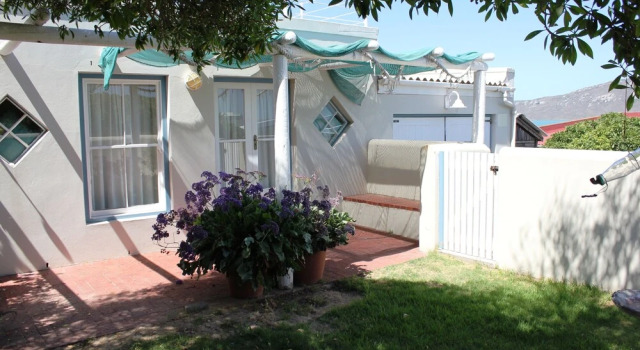 10 The Deck Self catering, 预订 酒店 兰格班 西开普省