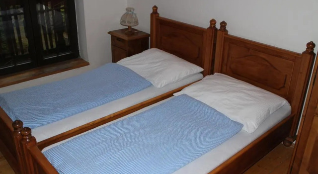 Hotel Na Vyhlidce, Book Hotel Hoteller i Jizera Mountains med parkering, Parkering