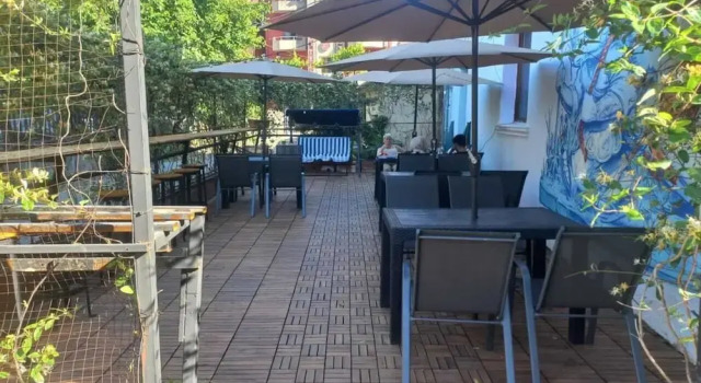 Rostivan Hotel Ve Hostel, Забронировать Хостел Недорогие отели Батуми, рядом с Фонтан Нептуна, недорого