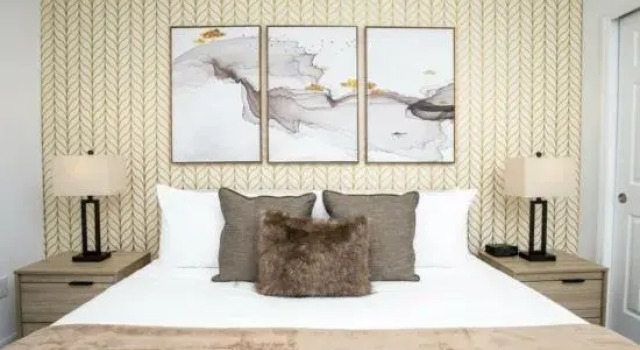 Кровать в общем номере Solara Resort 6 Bedroom Vacation Home 8905