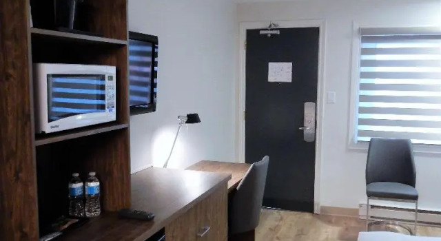Номер Standard Dannys Suites, SureStay Collection by Best Western