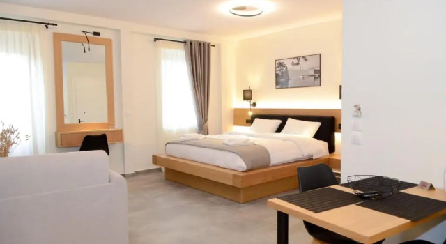 Roloi suites, Book Hotel Nafpaktos 