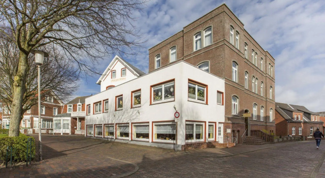 Hotel Graf Waldersee, Забронировать Отель Боркум East Frisian Islands