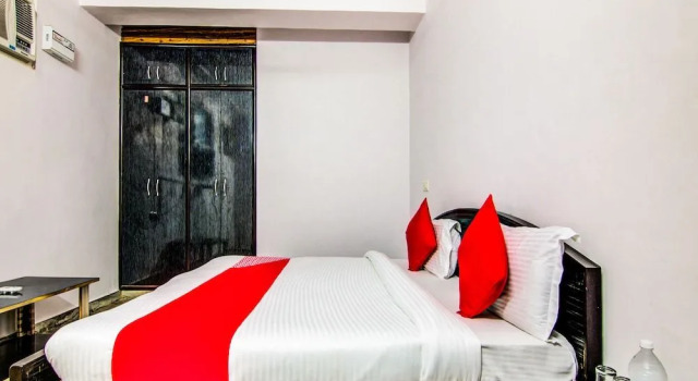 OYO 14066 Hotel Grand Amar Palace