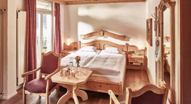 Двухместный номер Superior с балконом и с видом на горы Hotel Schönegg